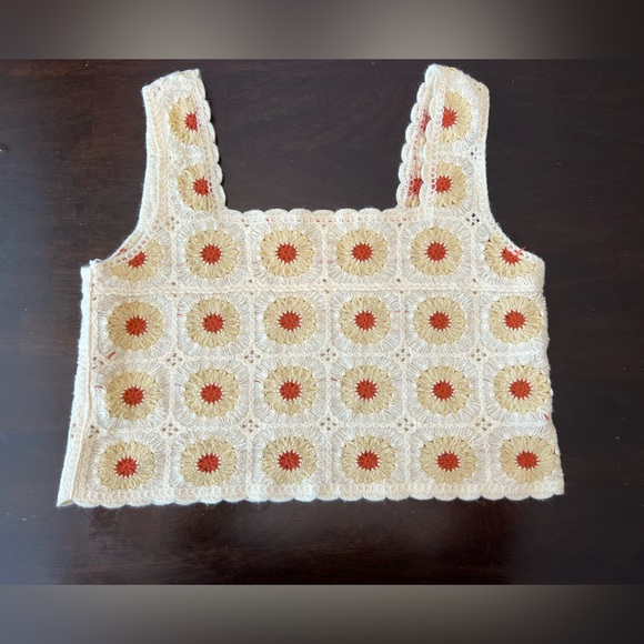 Rebellion Again Sunflower Crochet Top Cream Cropped Floral Womens Size L - Picture 14 of 16